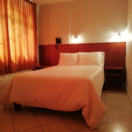Hostal Vasco Tacna Zewnętrze zdjęcie