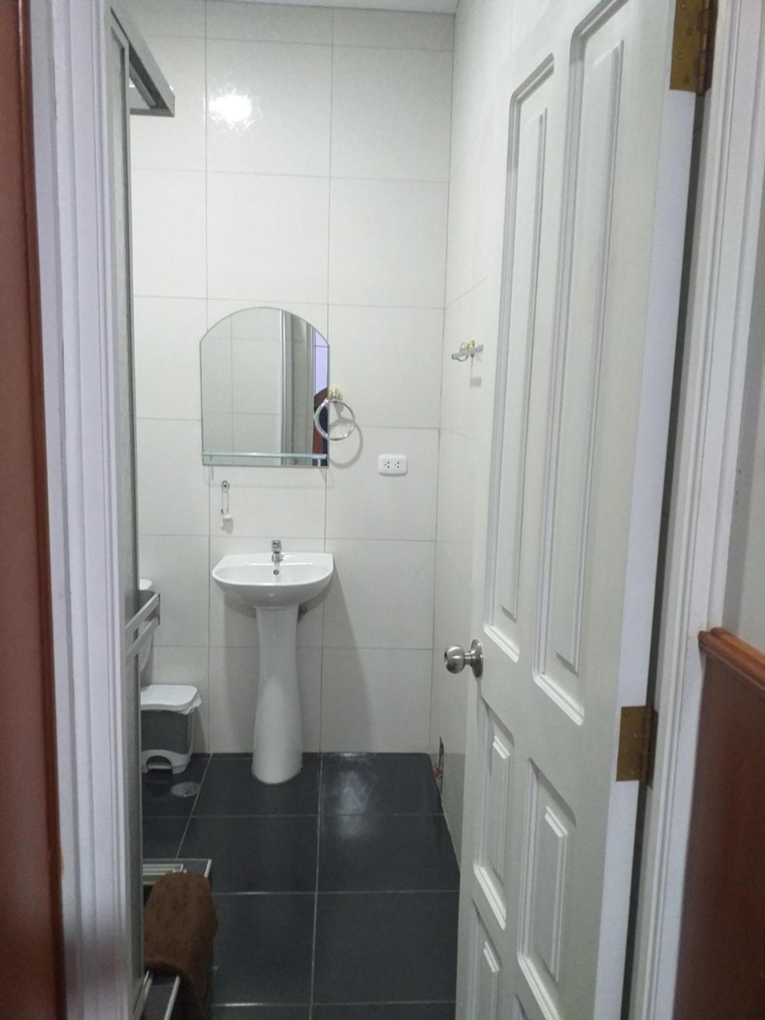 Hostal Vasco Tacna Zewnętrze zdjęcie