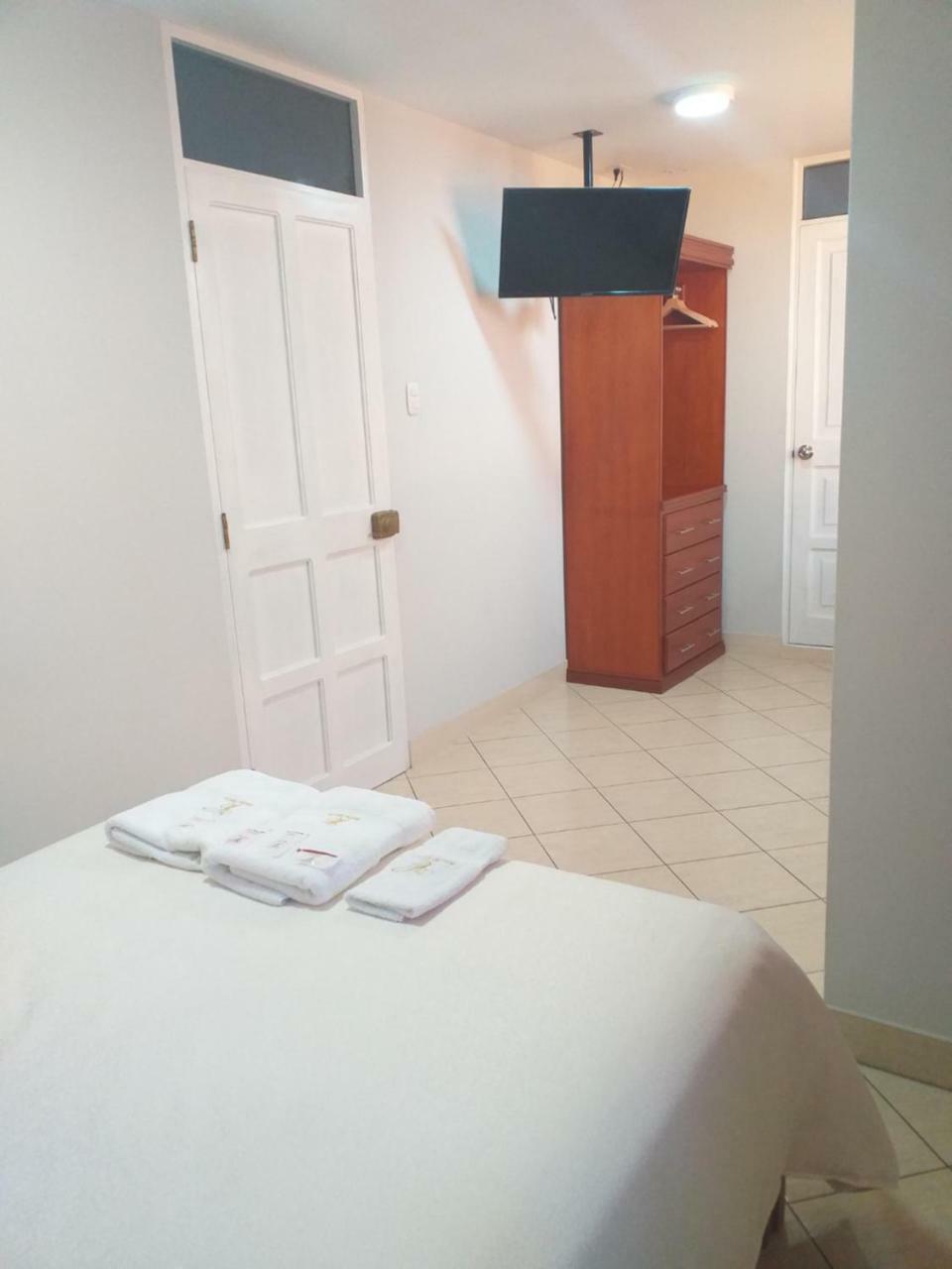 Hostal Vasco Tacna Zewnętrze zdjęcie