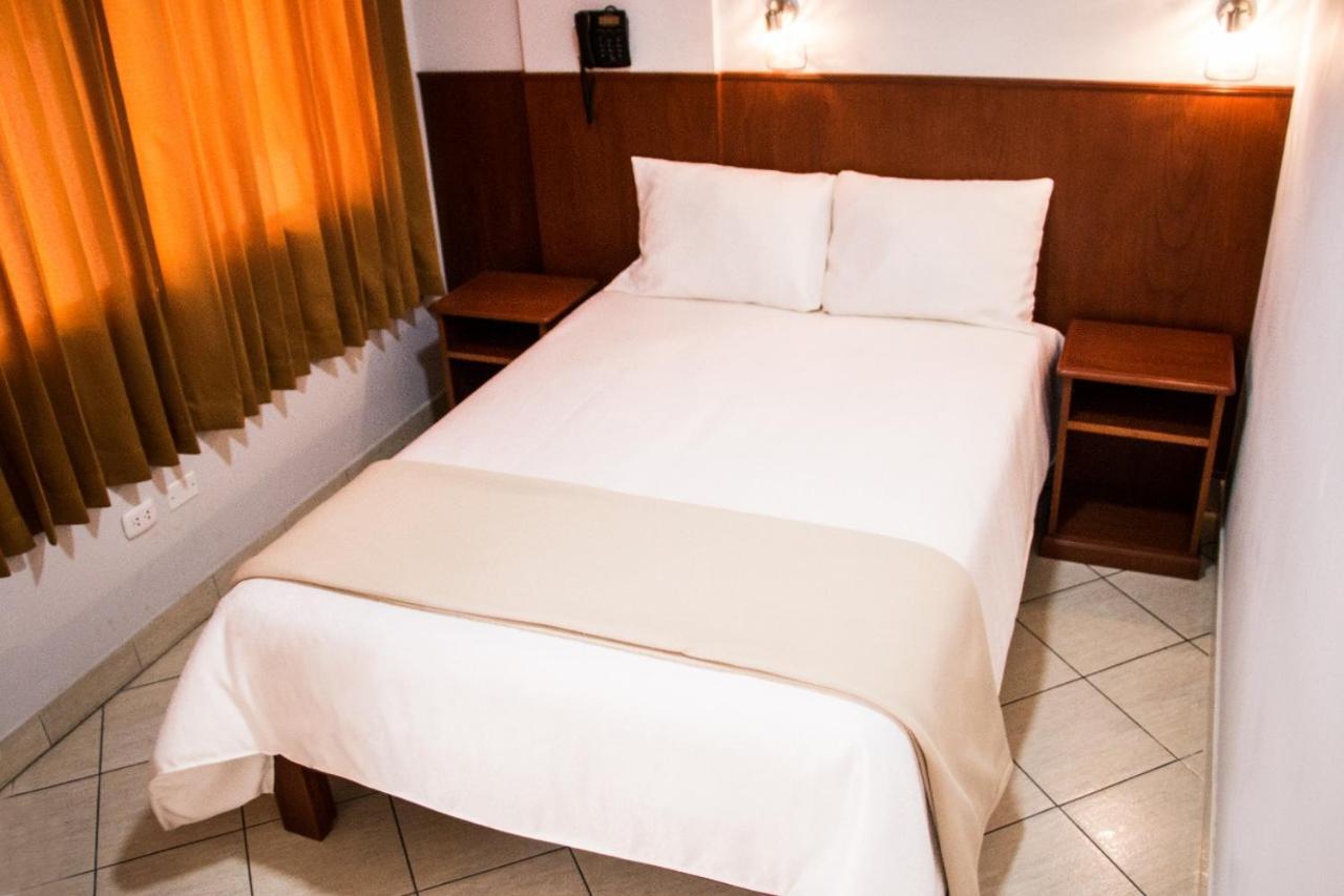 Hostal Vasco Tacna Zewnętrze zdjęcie